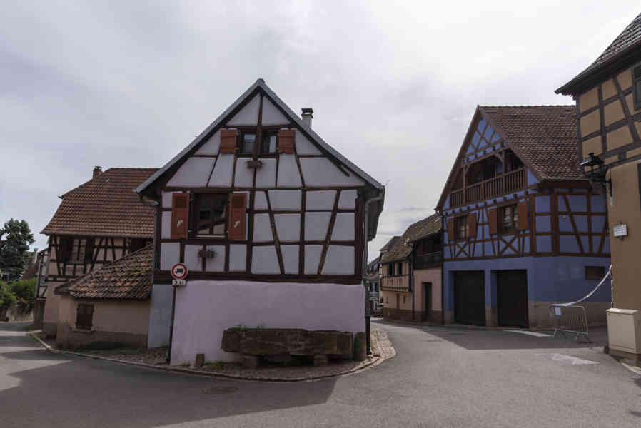 Francia - Alsacia 257 - Hunawihr.jpg